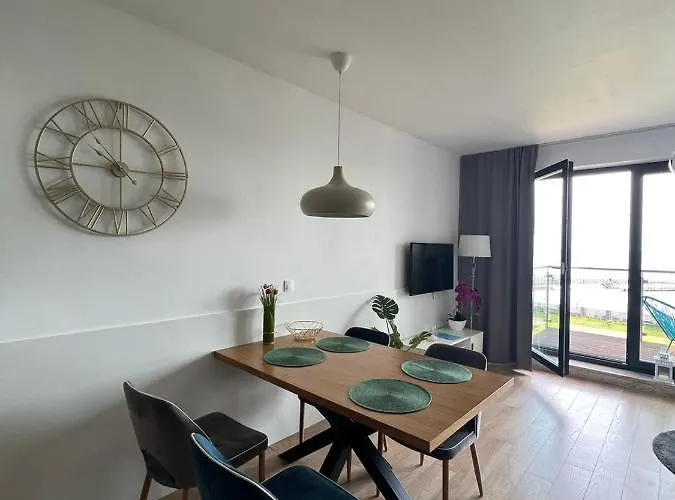 33 Przy Latarni Apartment *